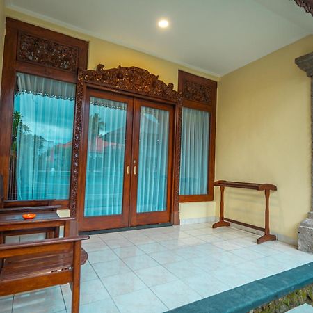 The Central Lovina Hotel & Restaurant Exterior foto