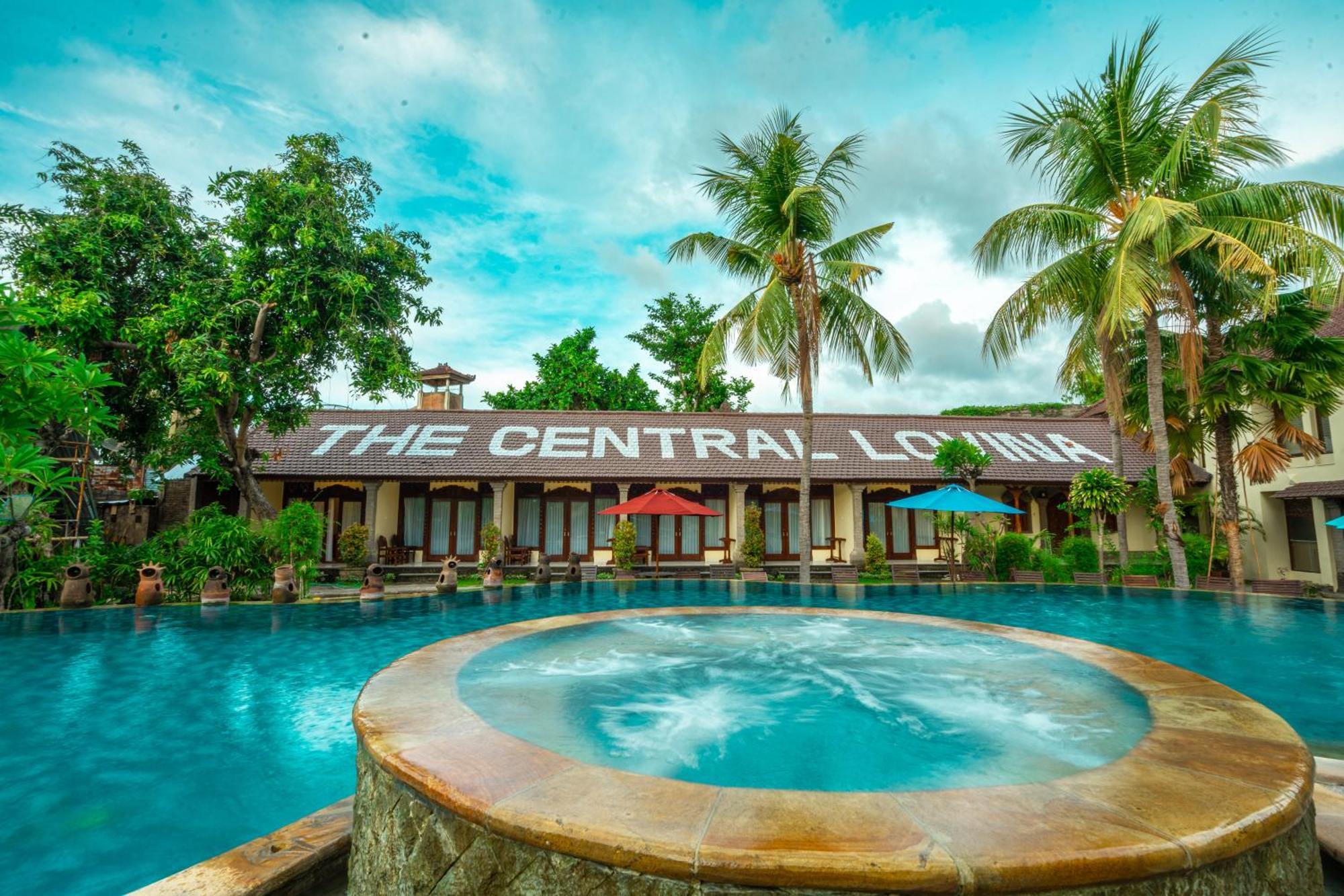 The Central Lovina Hotel & Restaurant Exterior foto